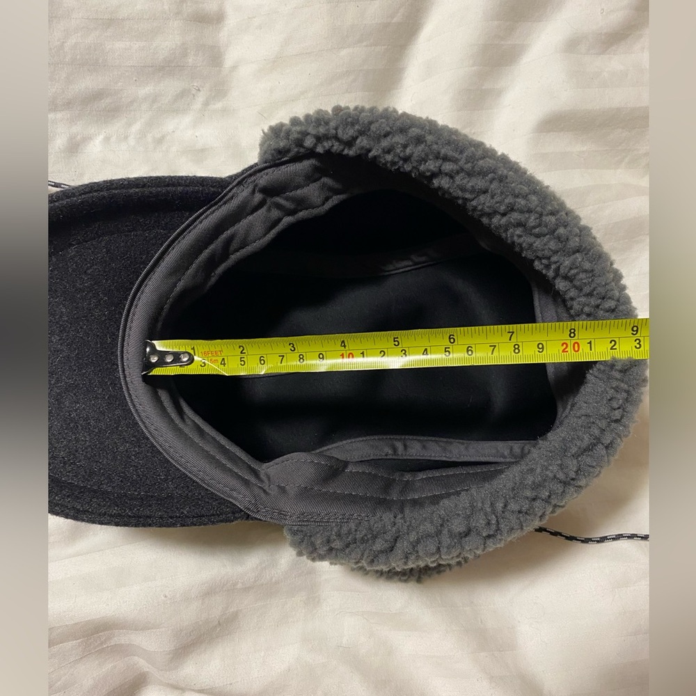 PATAGONIA Duckbill Winter Hat with ear flaps - Picture 3 of 7